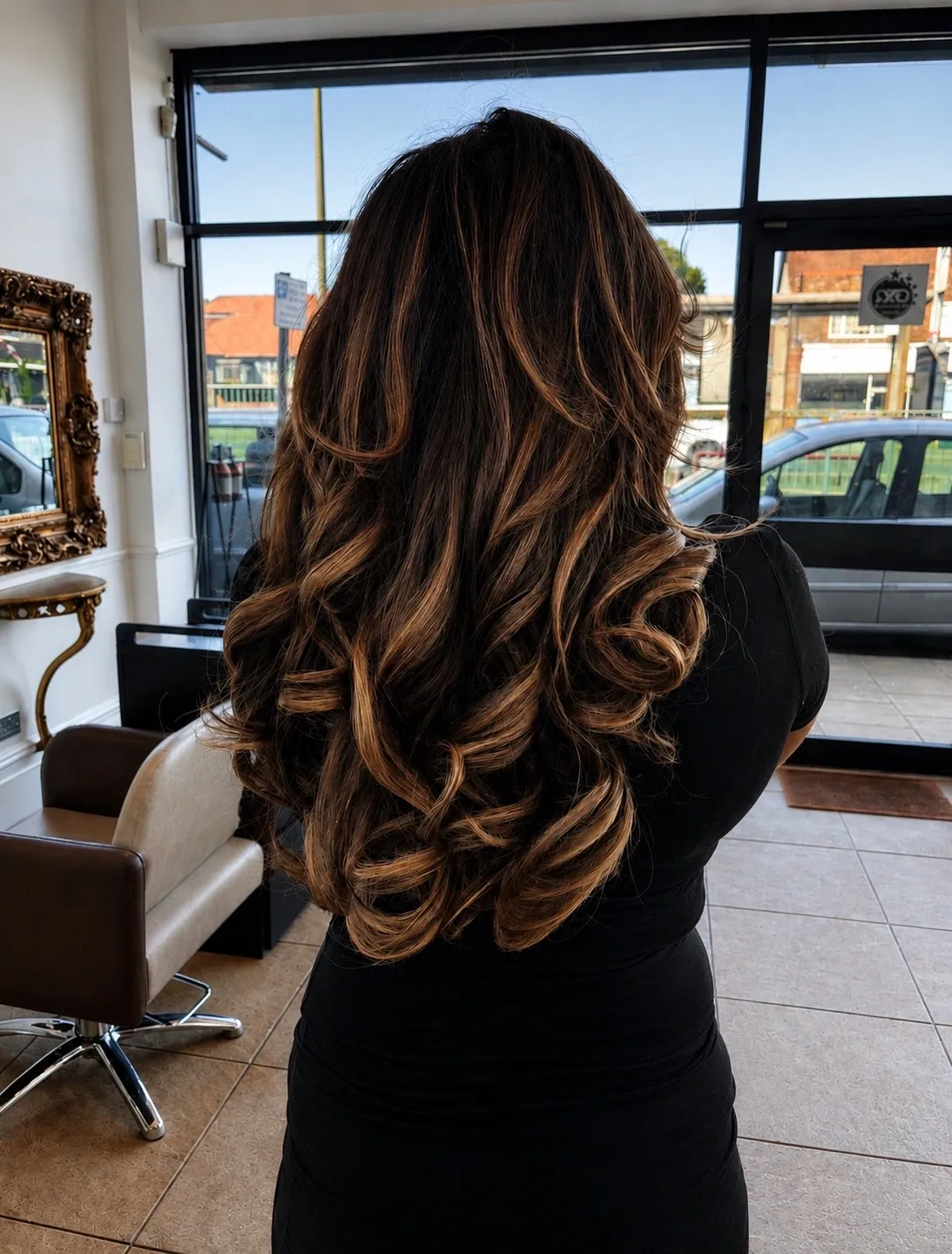 Highlights & Dimension — Esther Alexander signature service